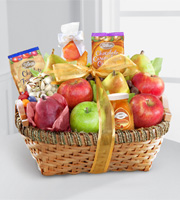 Warmhearted Wishes Fruit & Gourmet Kosher Gift Basket